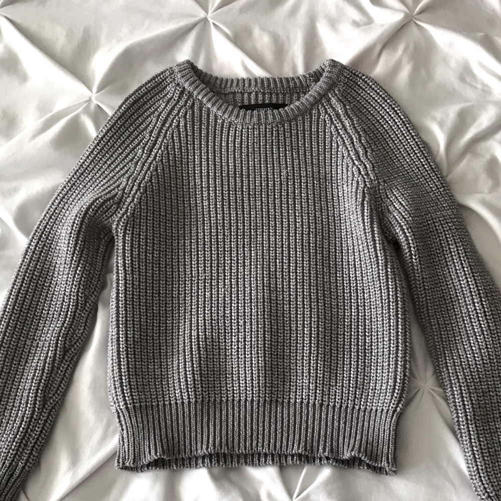 F21 Gray Knitted Sweater Size S